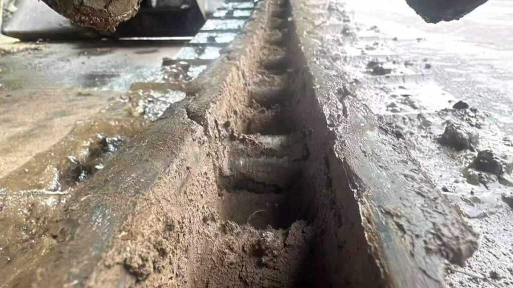 LOVOL 60 used excavator photo 7