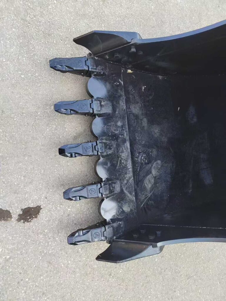 SANY 155 Excavator Bucket spare parts photo 3