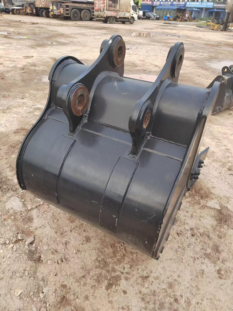 SANY 215PLUS Excavator Bucket spare parts photo 4