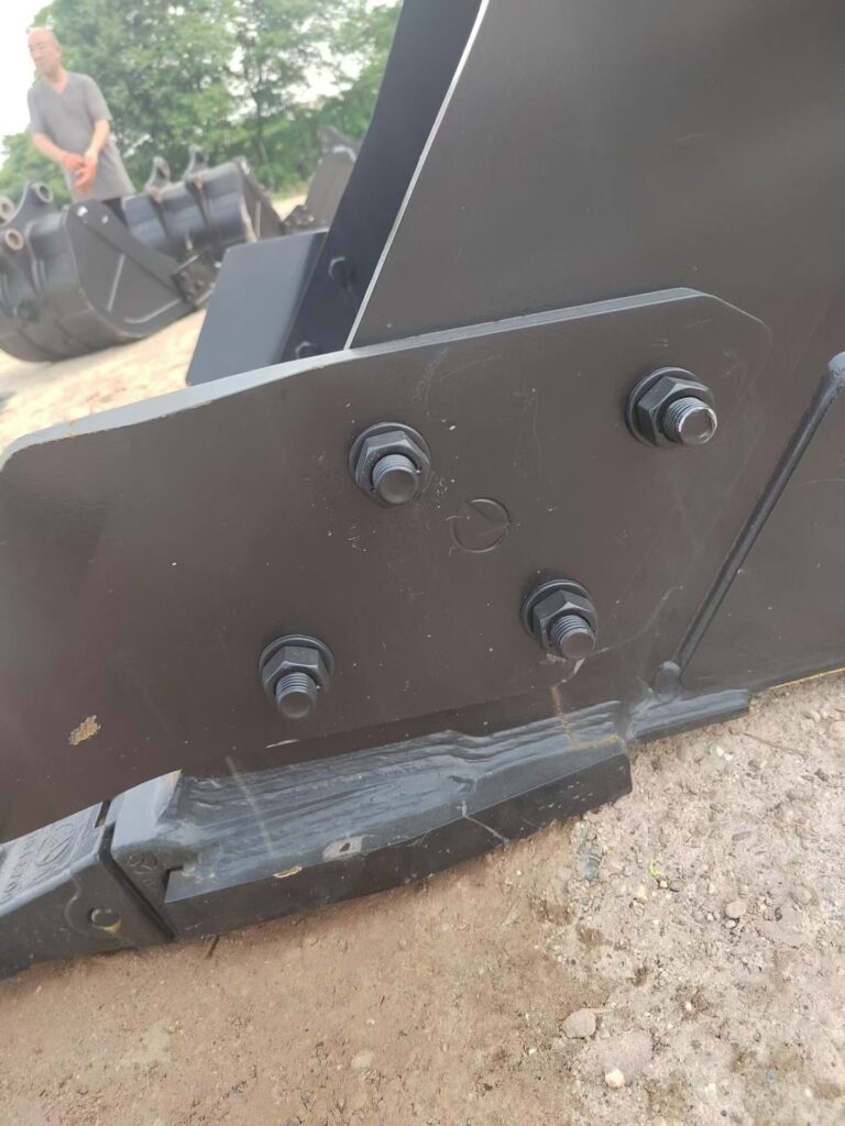 SANY 215PLUS Excavator Bucket spare parts photo 7