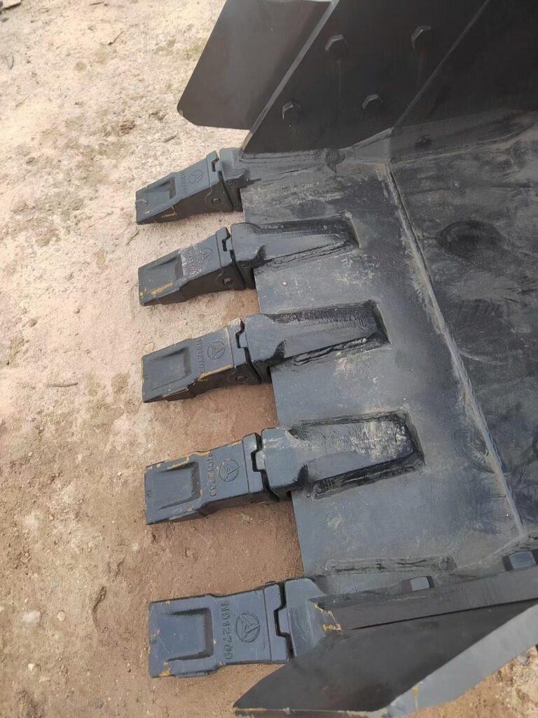 SANY 215PLUS Excavator Bucket spare parts photo 8