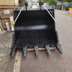 SANY 305H Excavator Bucket spare parts photo 1