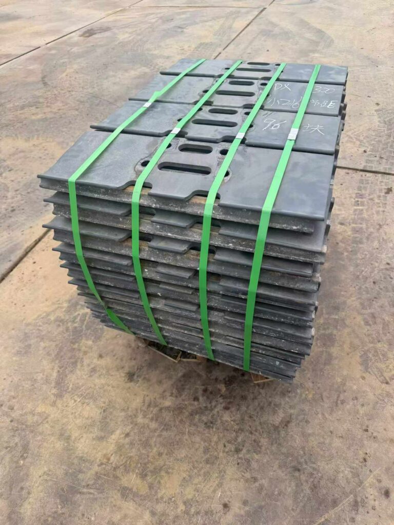 SANY 365, XCMG 335, KOMATSU 360, DOOSAN DX300 Track Roller spare parts photo 4