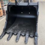 SANY 375 Excavator Bucket spare parts photo 1