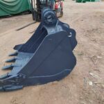 SANY 375, XCMG 215 Excavator Bucket spare parts photo 3