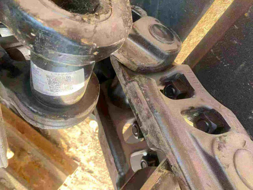SANY 485, SANY 550 Track Shoe / Track Pad spare parts photo 3