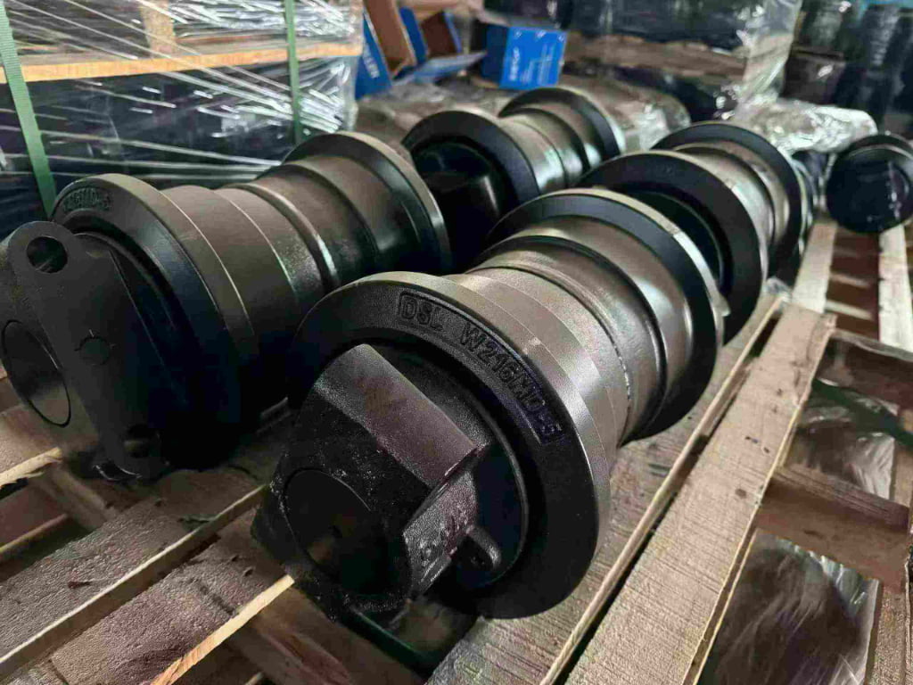 SANY 485, SANY 550, XCMG 470, XCMG 490 Track Roller spare parts photo 2