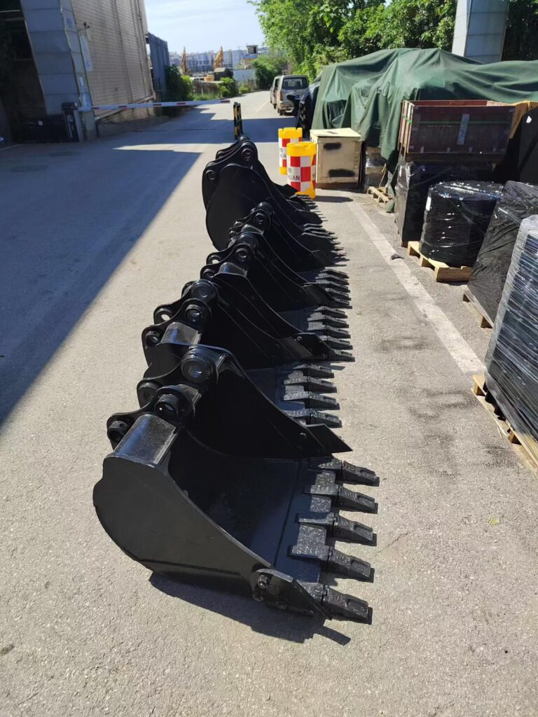 SANY 55, SANY 75 Excavator Bucket spare parts photo 1