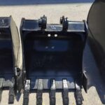 SANY 55, SANY 75 Excavator Bucket spare parts photo 4