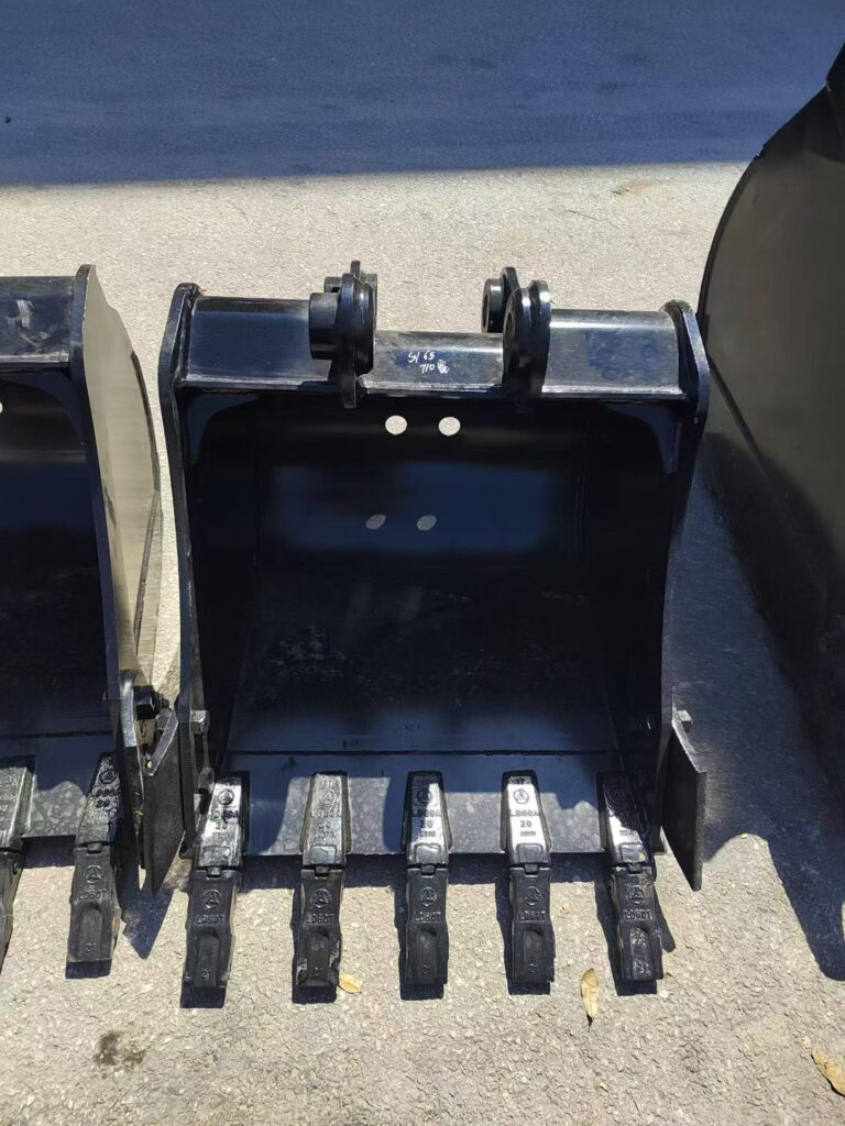 SANY 55, SANY 75 Excavator Bucket spare parts photo 4