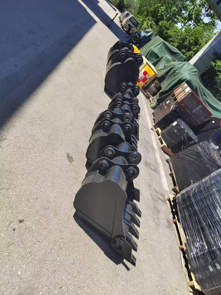 SANY 55, SANY 75 Excavator Bucket spare parts photo 8