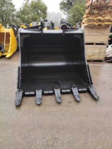 SANY 550 Bucket Teeth / Cutting Edge spare parts photo 1