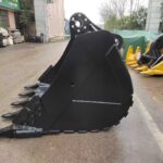 SANY 550 Bucket Teeth / Cutting Edge spare parts photo 3