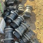 SANY 75, SANY 245 Track Roller spare parts photo 4