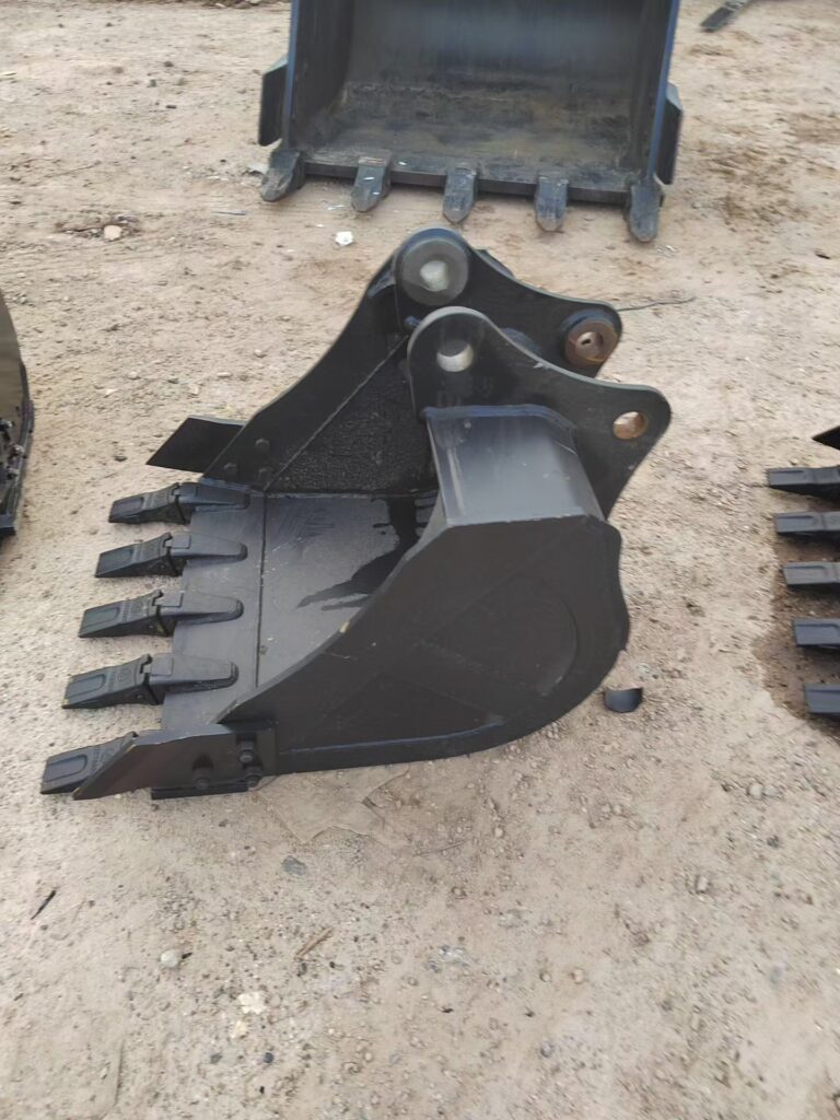 SANY 75 Excavator Bucket spare parts photo 2