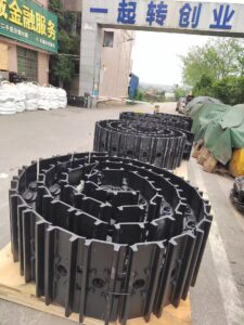 SANY 750 Track Chain Assembly spare parts photo 1