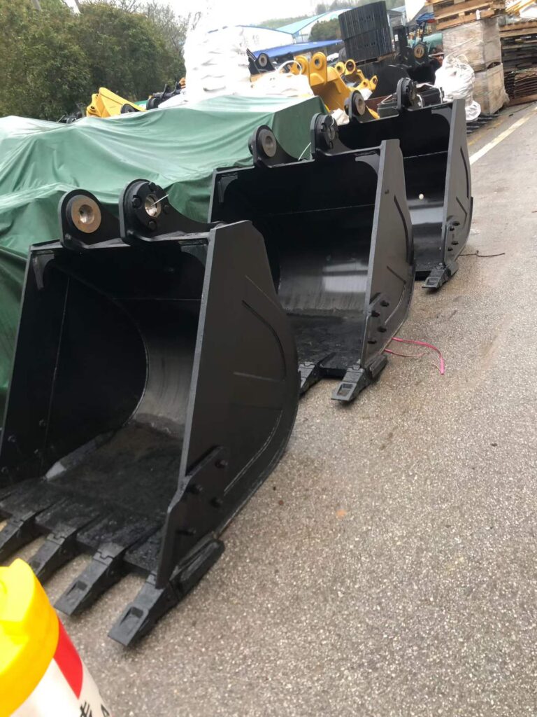 SANY Excavator Bucket spare parts photo 2