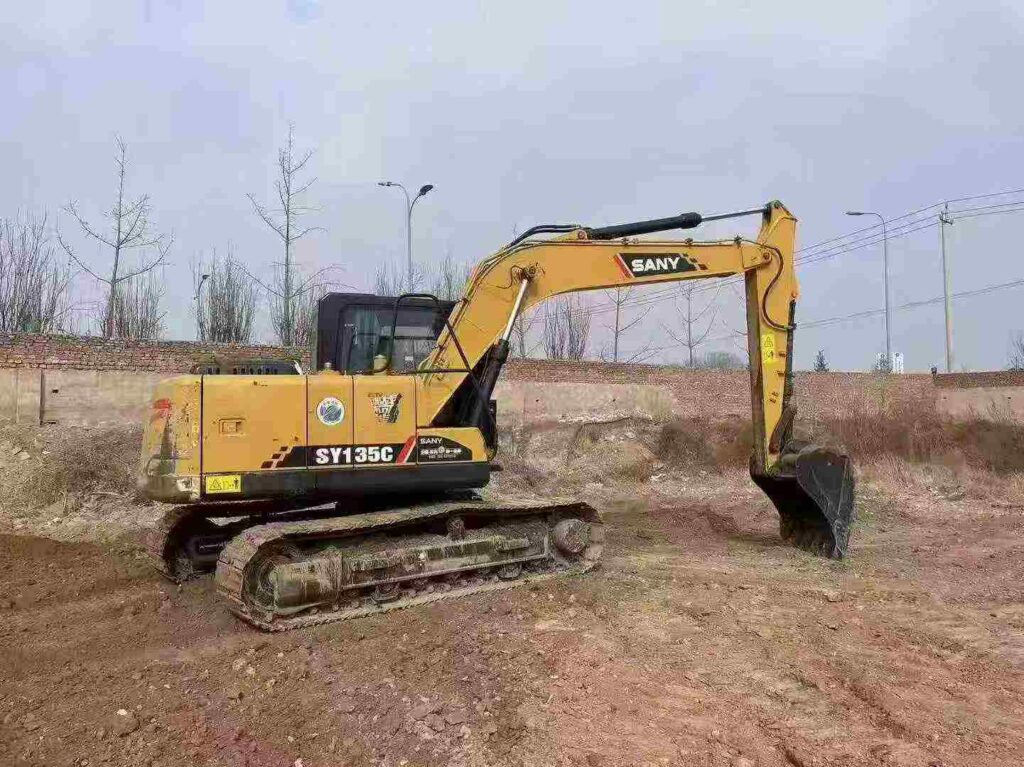 SANY SY135C used excavator photo 3