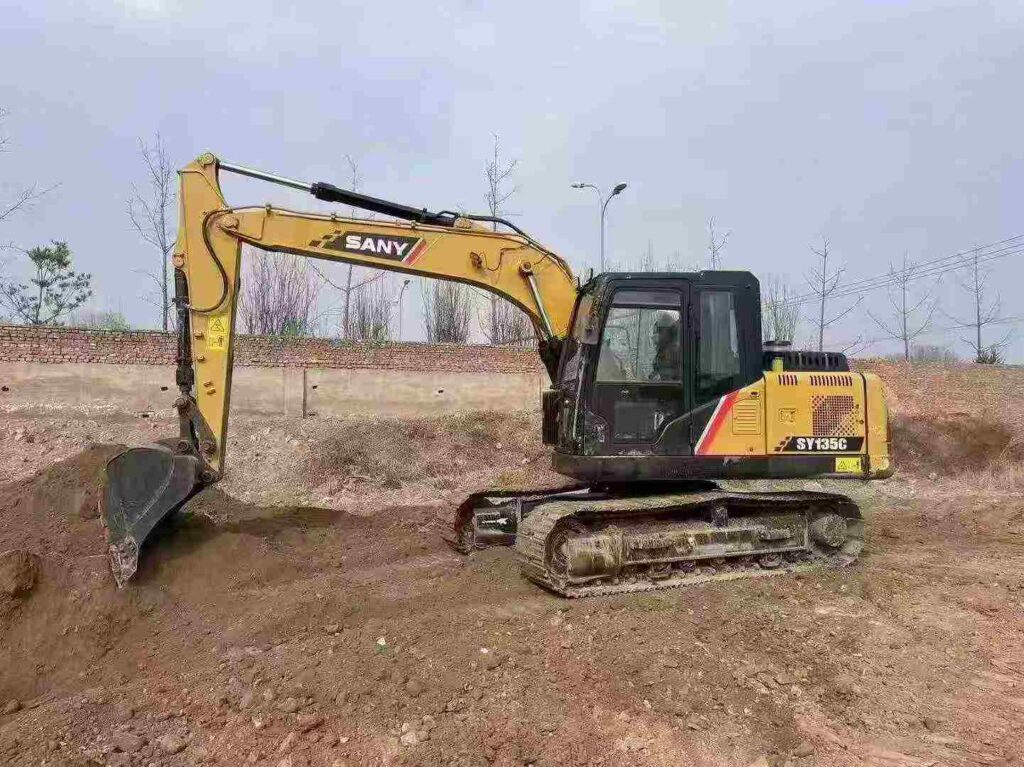 SANY SY135C used excavator photo 4