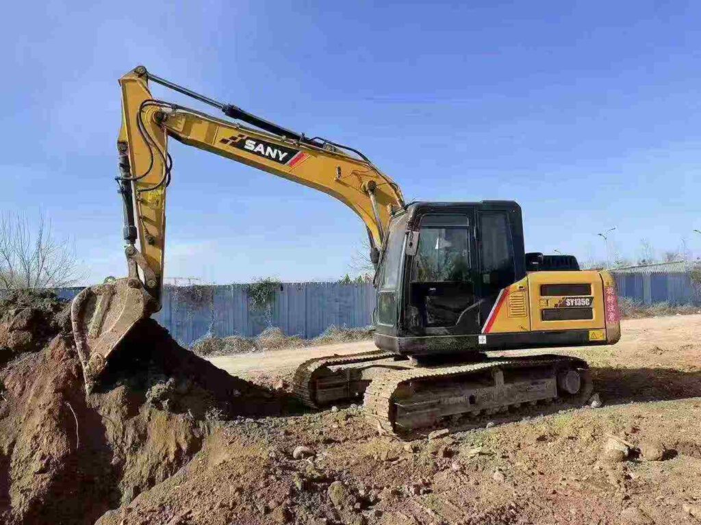 SANY SY135C used excavator photo 2