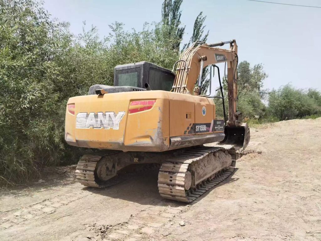 SANY SY155 used excavator photo 4