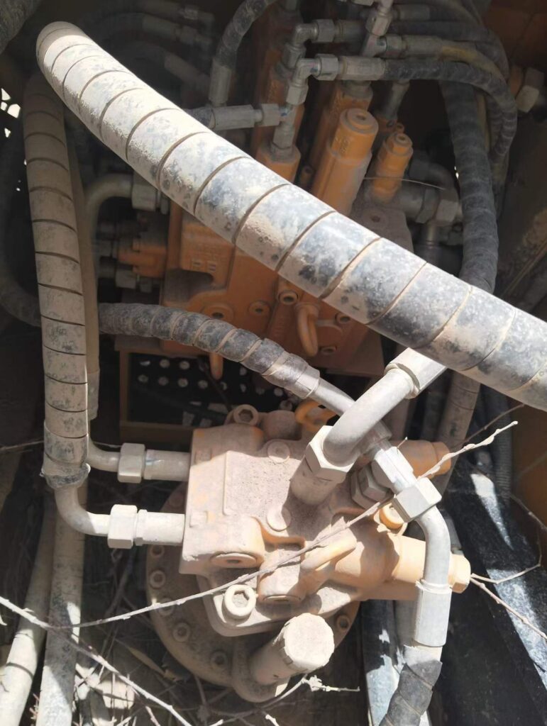 SANY SY155 used excavator photo 8