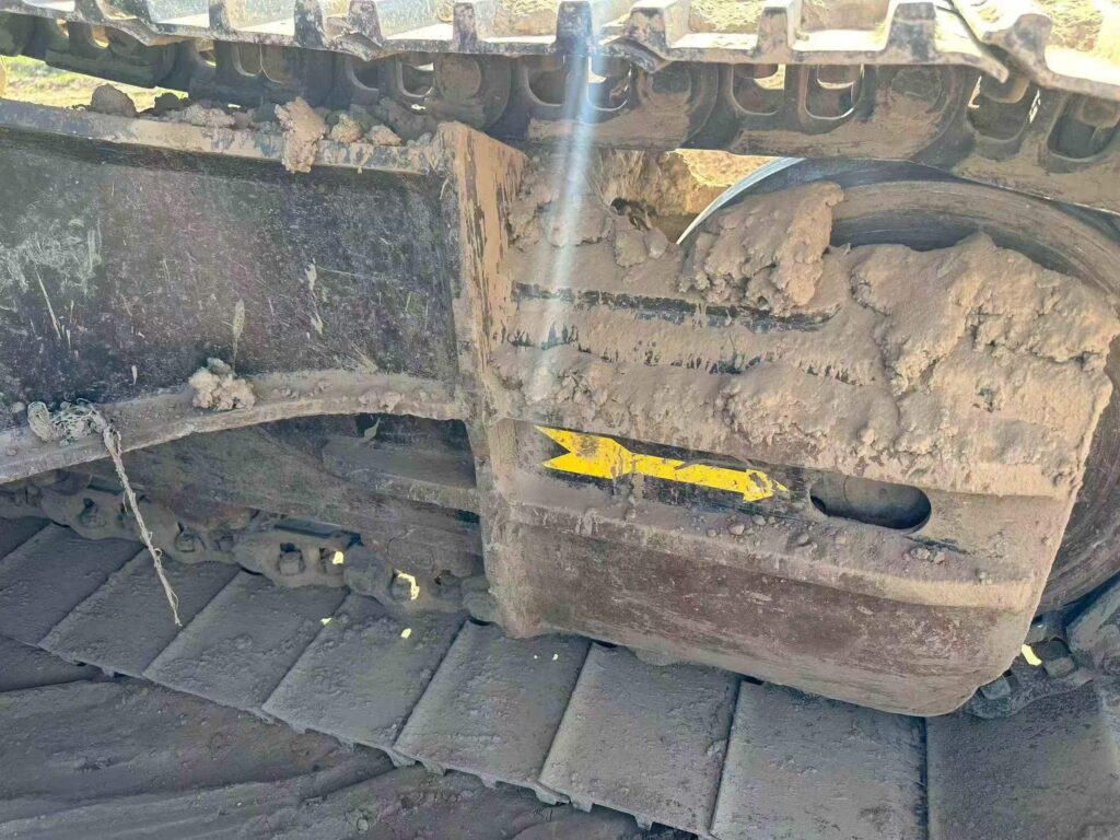 SANY SY215 used excavator photo 4