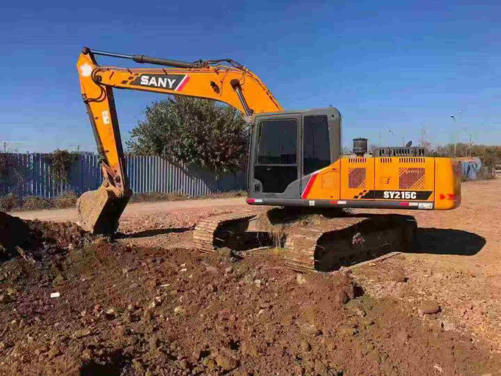 SANY SY215 used excavator photo 2