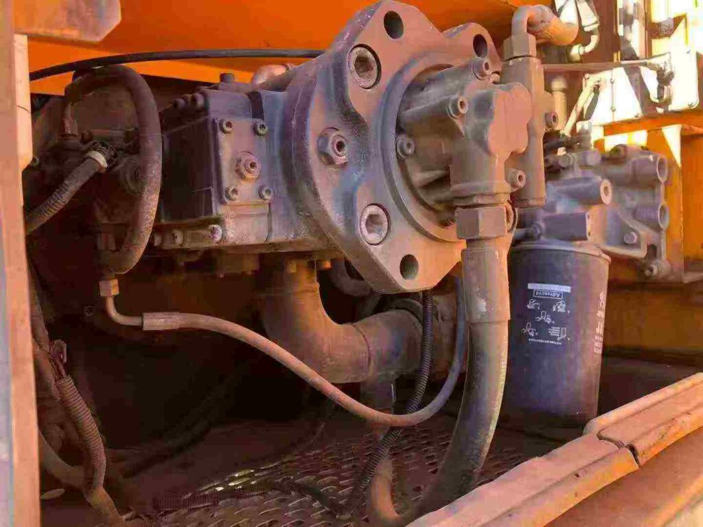 SANY SY215 used excavator photo 6