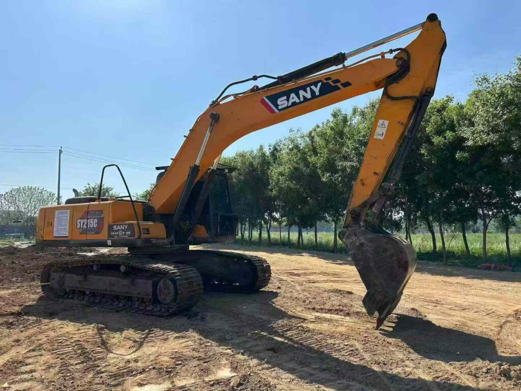 SANY SY215 used excavator photo 4