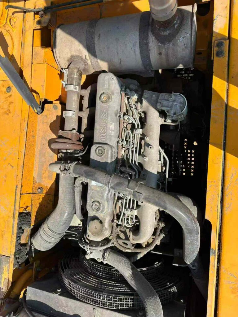 SANY SY215 used excavator photo 6