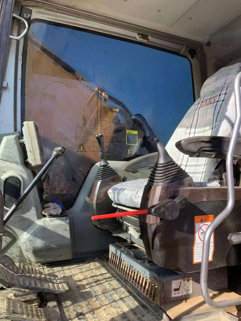 SANY SY215-9 used excavator photo 4