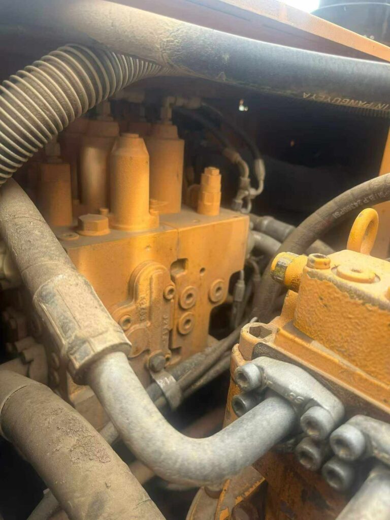 SANY SY215-9 used excavator photo 8