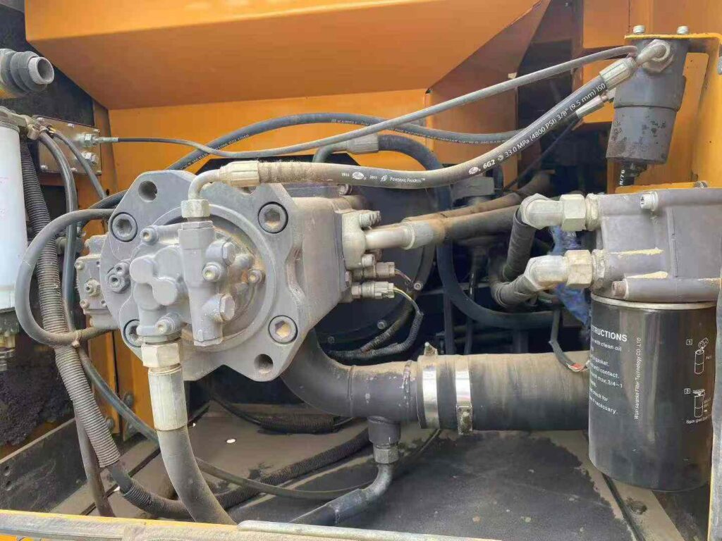 SANY SY235-9 used excavator photo 9
