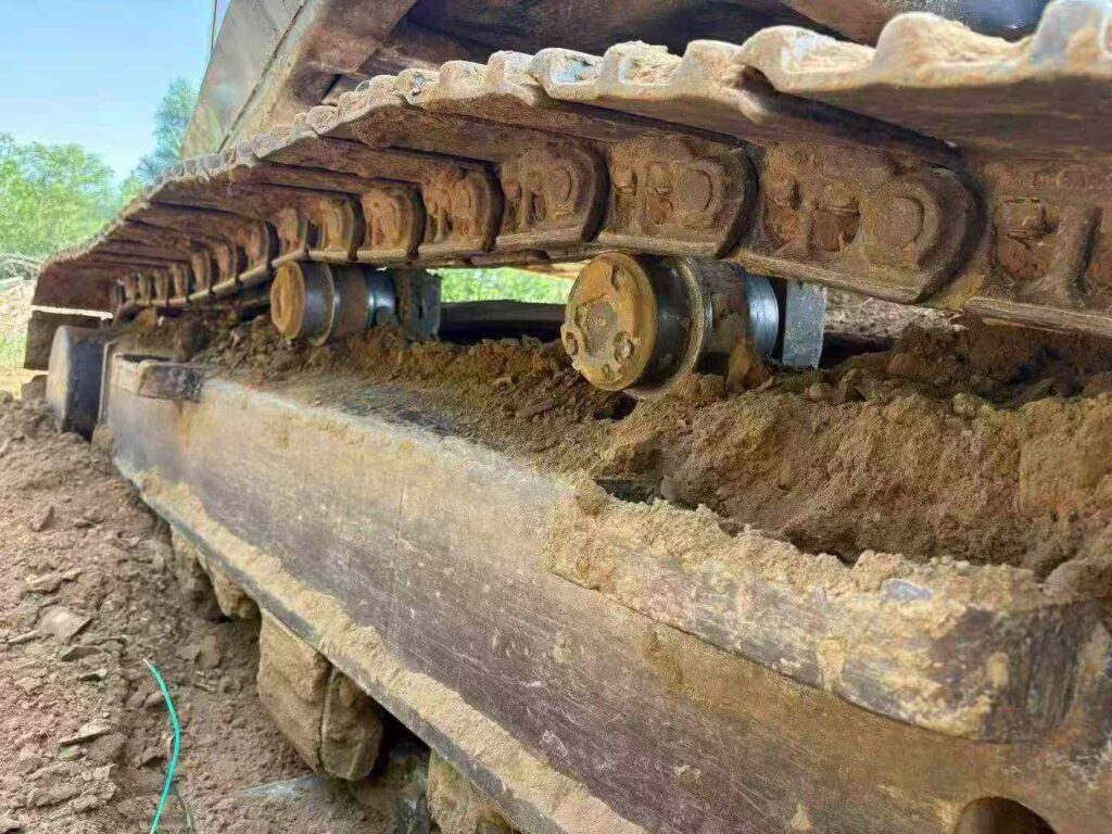 SANY SY245H used excavator photo 2