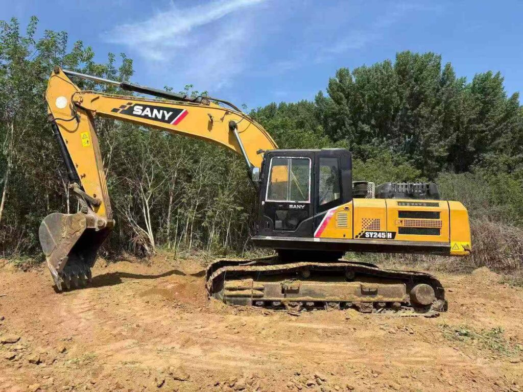 SANY SY245H used excavator photo 8