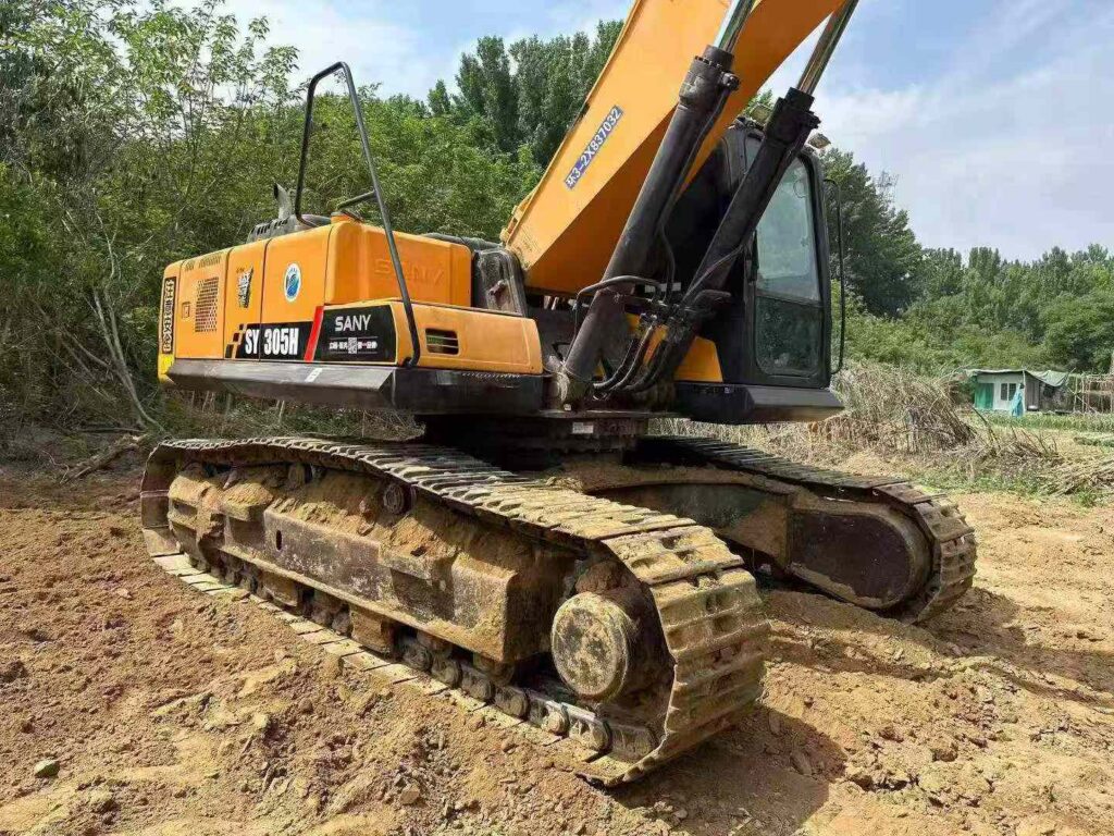 SANY SY305 used excavator photo 3