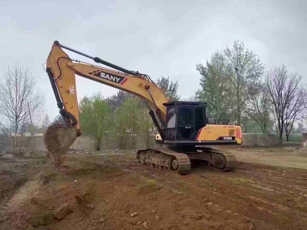 SANY SY305 used excavator photo 2