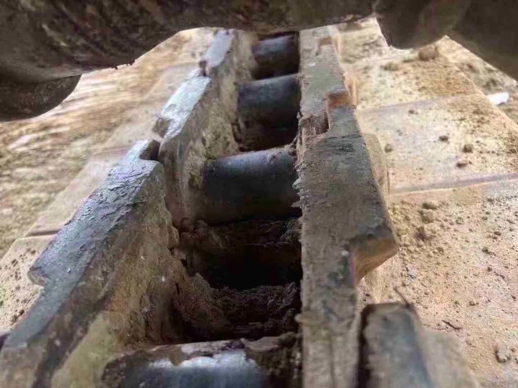 SANY SY305 used excavator photo 5