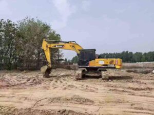 SANY SY305 used excavator photo 1