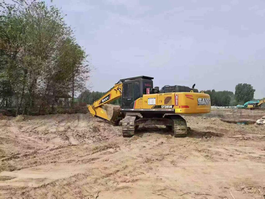 SANY SY305 used excavator photo 8