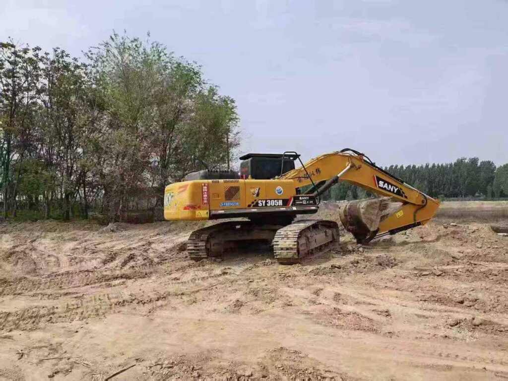 SANY SY305 used excavator photo 9