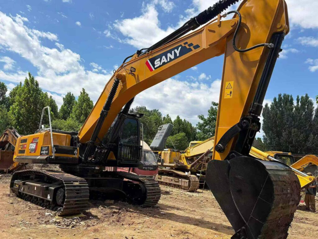 SANY SY305 used excavator photo 5