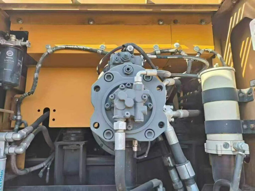 SANY SY365 used excavator photo 9