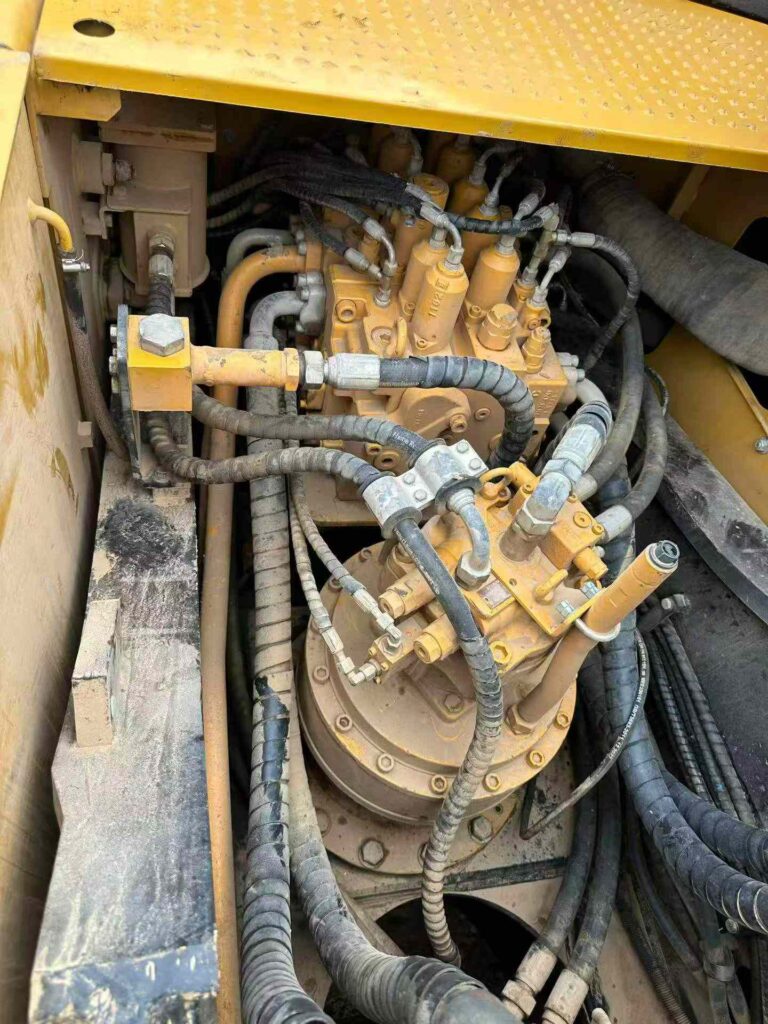 SANY SY365-10 used excavator photo 8