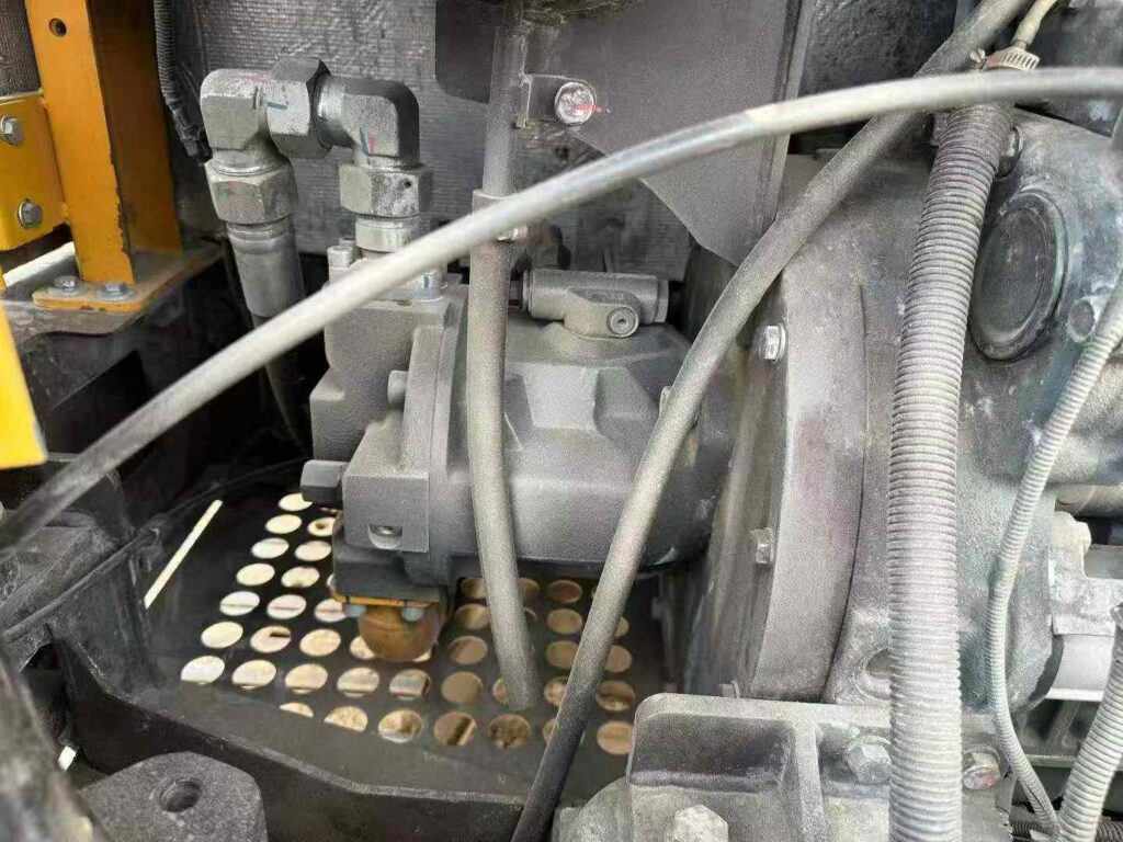 SANY SY60C used excavator photo 7