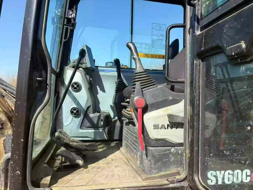 SANY SY60PRO used excavator photo 2