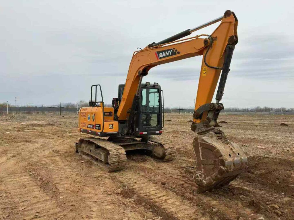 SANY SY85 used excavator photo 4