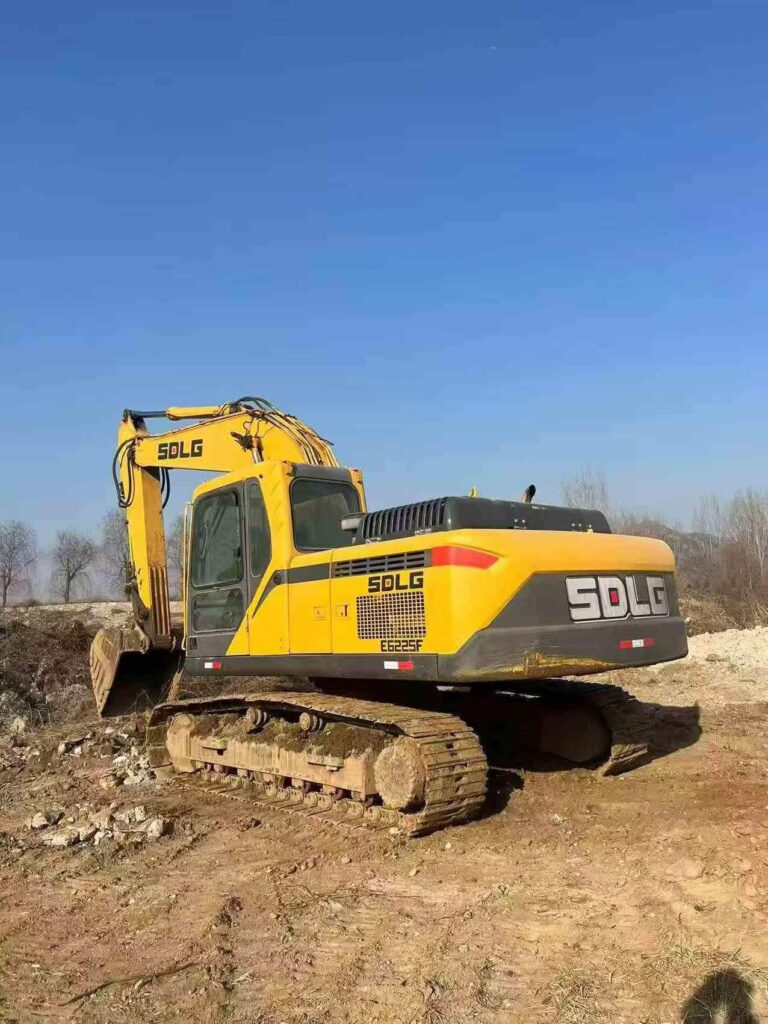 SDLG E205 used excavator photo 1