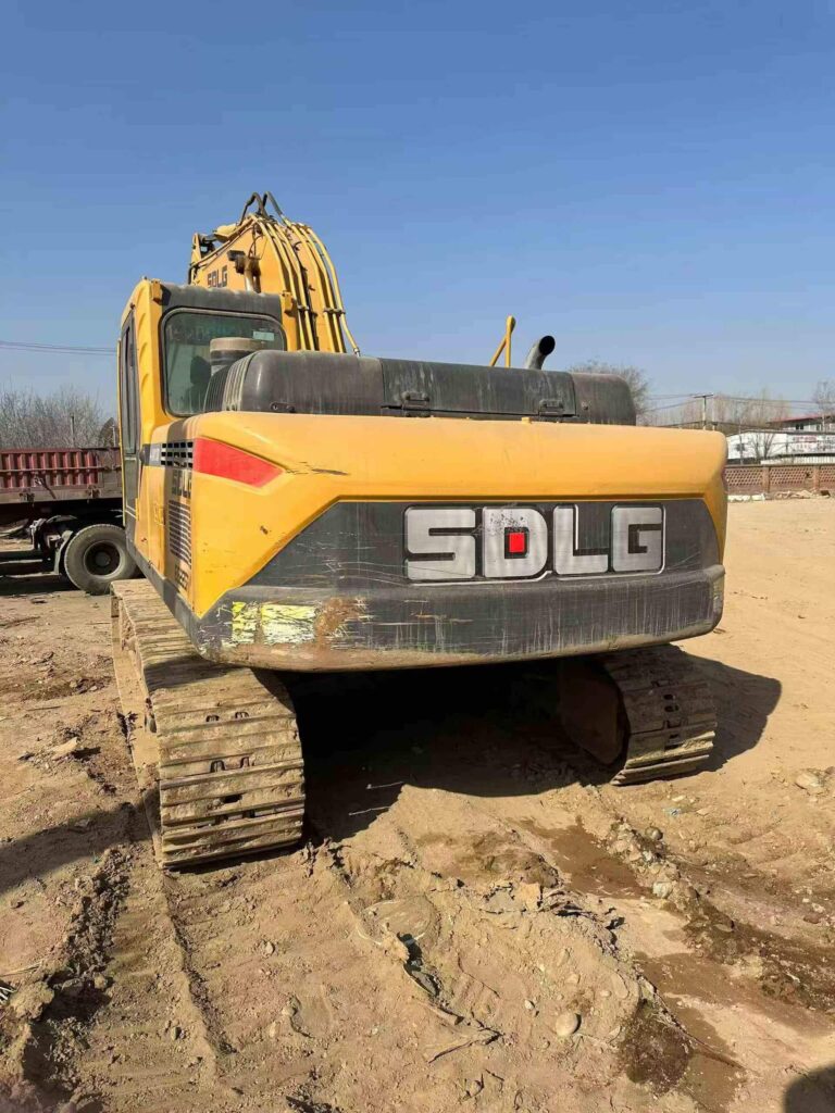 SDLG E225 used excavator photo 1